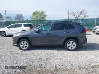 2019 Toyota RAV4 Hybrid XLE with VIN 2T3RWRFV0KW027727, listed as a IAAI auction lot 41881450 with 20,568 mi miles. Bid and sale history available at carsss.com. Image 14.