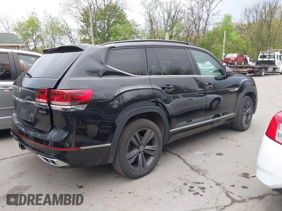 2021 Volkswagen Atlas SE with VIN 1V2RR2CA5MC526642, listed as a IAAI auction lot 42180217 with 40,031 mi miles and . Bid and sale history available at DreamBid. Image 4.