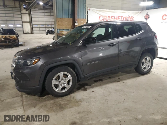 2022 Jeep Compass Sport z VIN 3C4NJCAB1NT145580, wystawiony jako Copart lot #47773065 z przebiegiem Nie podano mil oraz Szkoda całkowita • Salvage title. Historia ofert i sprzedaży dostępna na DreamBid. Obrazek 1.
