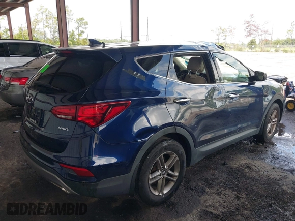 2017 Hyundai Santa Fe 2.4L z VIN 5XYZT3LB1HG482822, wystawiony jako IAAI lot #40114379 z przebiegiem 110 803 mil mil oraz . Historia ofert i sprzedaży dostępna na DreamBid. Obrazek 4.