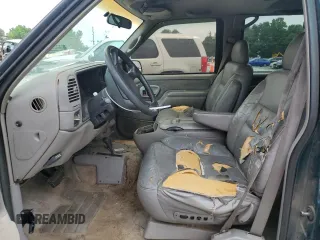 1995 Chevrolet Suburban with VIN 1GNGK16FXSJ380916, listed as a Copart auction lot 57666685 with 269,323 mi miles and Salvage title. Bid and sale history available at DreamBid. Image 7.