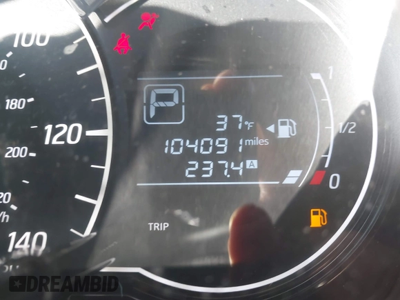 2015 Nissan Note S with VIN 3N1CE2CP2FL357472, listed as a IAAI auction lot 41215110 with 104,091 mi miles and . Bid and sale history available at DreamBid. Image 15.