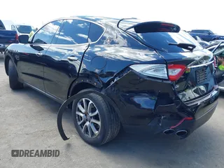 2018 Maserati Levante с VIN ZN661XUAXJX301224, выставлен на аукционе IAAI как лот 41939558 с пробегом 71 090 миль миль и . История ставок и продаж доступна на DreamBid. Изображение 3.