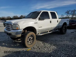 2003 Ford Super Duty F-250 XL with VIN 1FTNW21F93EA23321, listed as a Copart auction lot 46312175 with 433,606 mi miles and Salvage Title. Bid and sale history available at carsss.com. Image 1.