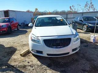 2012 Buick Regal Premium 1 z VIN 2G4GS5EKXC9110432, wystawiony jako IAAI lot #41010167 z przebiegiem 82 619 mil mil oraz . Historia ofert i sprzedaży dostępna na DreamBid. Obrazek 13.