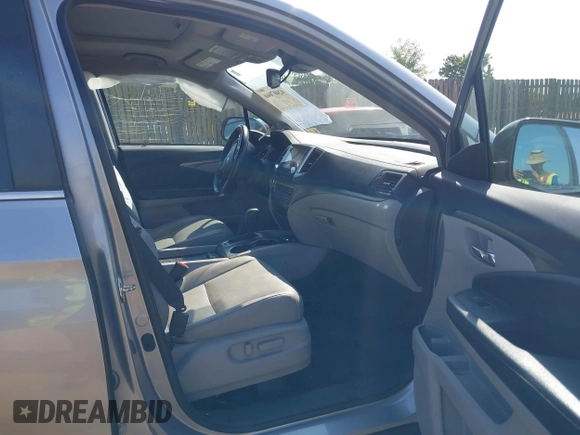 2017 Honda Pilot EX-L z VIN 5FNYF6H69HB053323, wystawiony jako IAAI lot #42407040 z przebiegiem 120 280 mil mil oraz . Historia ofert i sprzedaży dostępna na DreamBid. Obrazek 5.