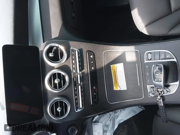 2022 Mercedes-Benz GLC 300 with VIN W1N0G8DB6NV391826, listed as a IAAI auction lot 42266256 with Not provided miles and . Bid and sale history available at DreamBid. Image 11.