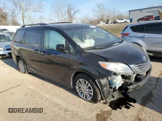 2015 Toyota Sienna XLE with VIN 5TDYK3DC2FS573488, listed as a Copart auction lot 44770774 with 158,502 mi miles and Salvage Title. Bid and sale history available at carsss.com. Image 4.