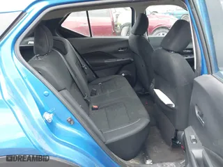 2021 Nissan Kicks SV with VIN 3N1CP5CV0ML484017, listed as a IAAI auction lot 41900364 with 86,661 mi miles. Bid and sale history available at carsss.com. Image 8.