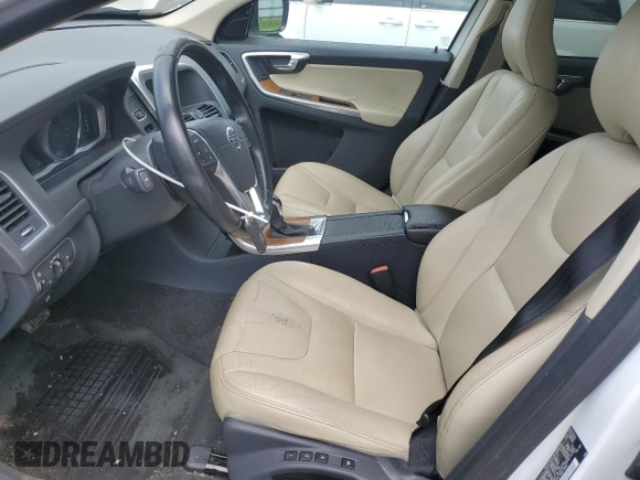 2016 Volvo XC60 T5 Premier with VIN YV4612RK5G2852783, listed as a Copart auction lot 59891145 with 118,621 mi miles and Salvage title. Bid and sale history available at DreamBid. Image 7.