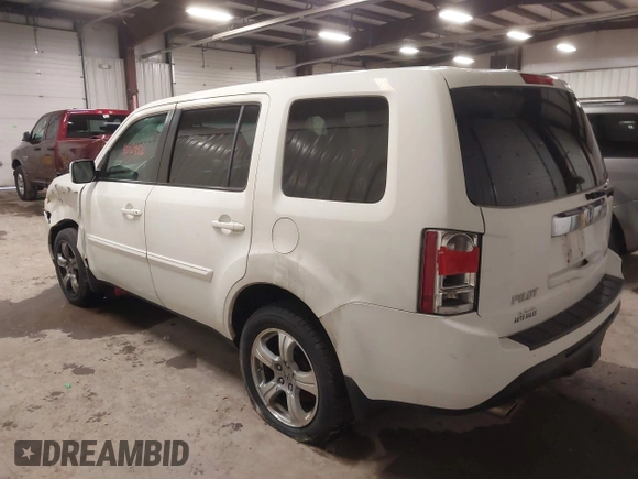 2015 Honda Pilot EX-L with VIN 5FNYF4H51FB019501, listed as a IAAI auction lot 42029926 with 170,755 mi miles and . Bid and sale history available at carsss.com. Image 3.