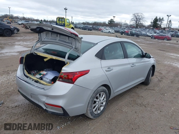 2022 Hyundai Accent SE with VIN 3KPC24A62NE173633, listed as a IAAI auction lot 39031071 with 49,089 mi miles and . Bid and sale history available at carsss.com. Image 4.