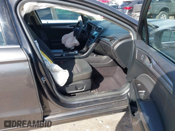 2017 Ford Fusion SE with VIN 3FA6P0H79HR153498, listed as a IAAI auction lot 41749022 with 105,342 mi miles. Bid and sale history available at carsss.com. Image 5.