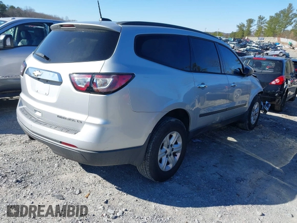 2016 Chevrolet Traverse LS with VIN 1GNKRFED2GJ239042, listed as a IAAI auction lot 41747405 with 118,400 mi miles. Bid and sale history available at carsss.com. Image 4.