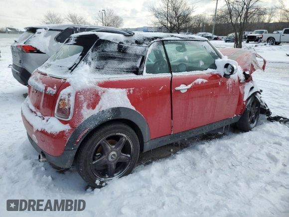 2010 MINI Convertible with VIN WMWMR3C57ATU97979, listed as a Copart auction lot 45903855 with 154,614 mi miles and Salvage Title. Bid and sale history available at DreamBid. Image 3.