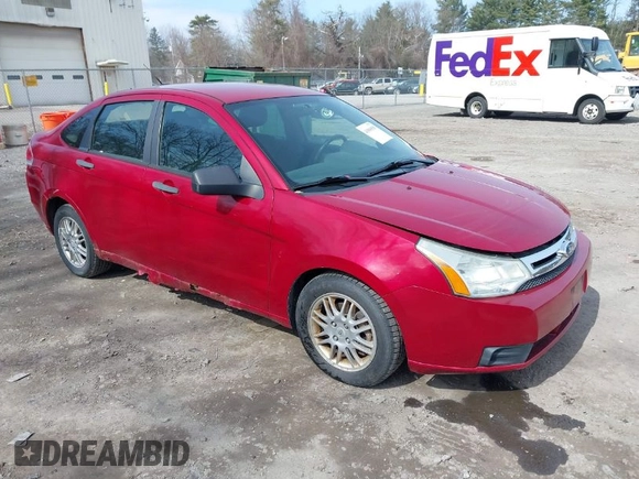 2011 Ford Focus SE with VIN 1FAHP3FN0BW139862, listed as a IAAI auction lot 41906585 with 56,774 mi miles. Bid and sale history available at carsss.com. Image 1.