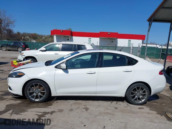 2014 Dodge Dart SXT with VIN 1C3CDFBB1ED926544, listed as a IAAI auction lot 41936321 with 82,897 mi miles. Bid and sale history available at carsss.com. Image 14.