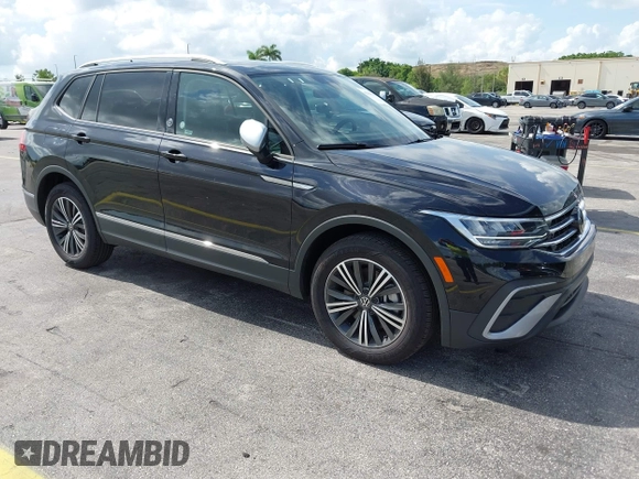 2024 Volkswagen Tiguan with VIN 3VVTB7AX9RM218526, listed as a IAAI auction lot 42564195 with Not provided miles and . Bid and sale history available at DreamBid. Image 1.