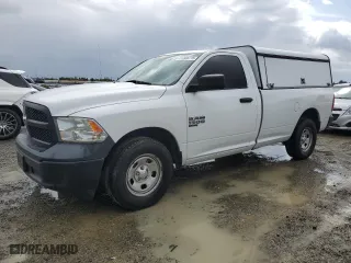 2019 Ram 1500 Classic Tradesman with VIN 3C6JR6DG2KG522297, listed as a Copart auction lot 51338715 with 220,411 mi miles and Clean Title. Bid and sale history available at carsss.com. Image 1.
