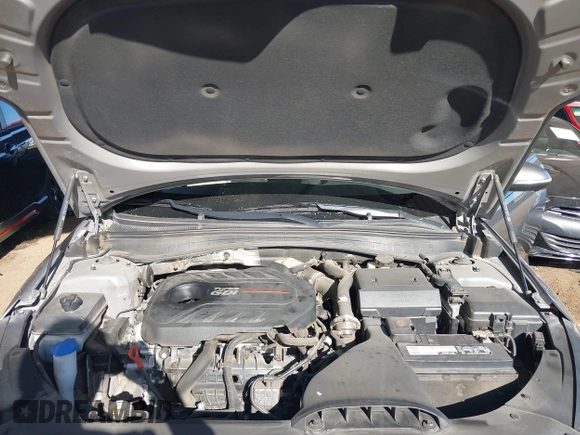 2017 Kia Optima SX Limited with VIN 5XXGV4L24HG166973, listed as a IAAI auction lot 41338168 with 52,396 mi miles and . Bid and sale history available at DreamBid. Image 10.