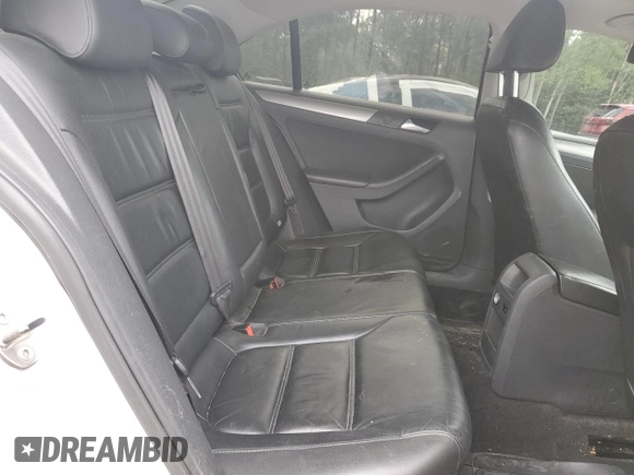 2013 Volkswagen Jetta SEL with VIN 3VWLX7AJ3DM449519, listed as a Copart auction lot 56402775 with 120,127 mi miles and Salvage title. Bid and sale history available at DreamBid. Image 10.