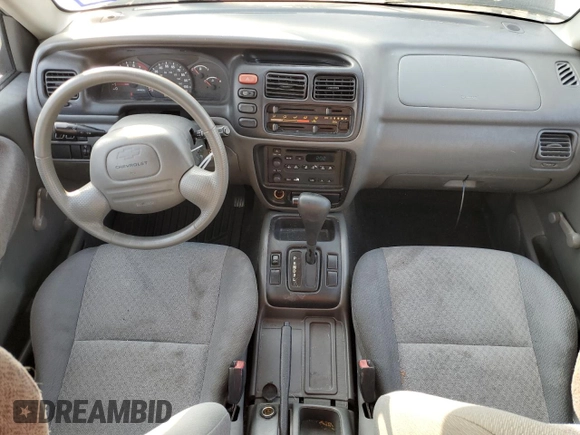 2000 Chevrolet Tracker z VIN 2CNBE13C4Y6920783, wystawiony jako Copart lot #82619854 z przebiegiem 96 620 mil mil oraz Czysty tytuł • Clean title. Historia ofert i sprzedaży dostępna na DreamBid. Obrazek 8.