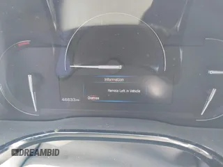 2017 Cadillac XT5 Luxury AWD z VIN 1GYKNDRS4HZ184818, wystawiony jako IAAI lot #42000747 z przebiegiem 46 633 mil mil oraz . Historia ofert i sprzedaży dostępna na DreamBid. Obrazek 7.