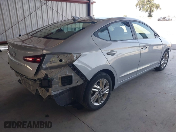 2020 Hyundai Elantra Value Edition z VIN KMHD84LF1LU080709, wystawiony jako IAAI lot #42444385 z przebiegiem 48 331 mil mil oraz . Historia ofert i sprzedaży dostępna na DreamBid. Obrazek 4.