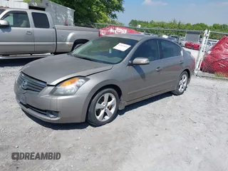 2007 Nissan Altima SL with VIN 1N4BL21E97C196766, listed as a IAAI auction lot 42032823 with 164,514 mi miles and . Bid and sale history available at DreamBid. Image 2.