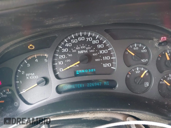 2004 GMC Sierra 2500HD with VIN 1GTHK23194F136501, listed as a IAAI auction lot 42204491 with 226,947 mi miles and . Bid and sale history available at DreamBid. Image 7.
