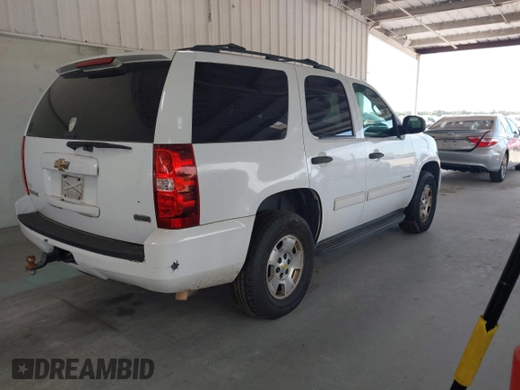 2010 Chevrolet Tahoe LS with VIN 1GNUKAE05AR172216, listed as a IAAI auction lot 42698775 with 259,416 mi miles and . Bid and sale history available at DreamBid. Image 4.