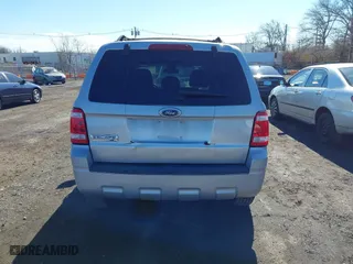 2008 Ford Escape XLT with VIN 1FMCU031X8KE76869, listed as a IAAI auction lot 41802935 with 155,746 mi miles. Bid and sale history available at carsss.com. Image 16.