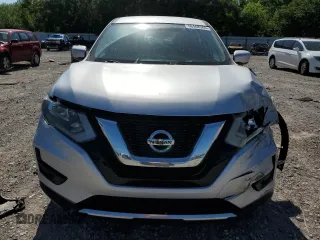 2017 Nissan Rogue SV with VIN KNMAT2MT9HP513570, listed as a Copart auction lot 56468365 with 97,066 mi miles and Salvage title. Bid and sale history available at DreamBid. Image 5.