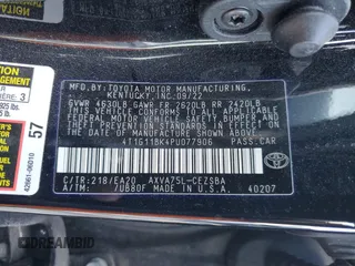 2023 Toyota Camry SE z VIN 4T1G11BK4PU077906, wystawiony jako Copart lot #88947725 z przebiegiem 27 377 mil mil oraz Nie do naprawy • Non repairable. Historia ofert i sprzedaży dostępna na DreamBid. Obrazek 13.