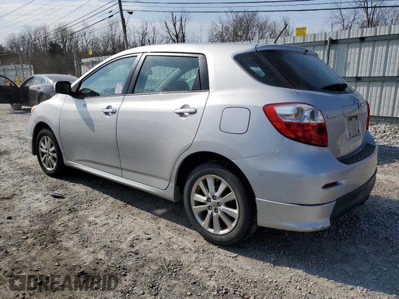 2010 Toyota Matrix z VIN 2T1KU4EE7AC475743, wystawiony jako Copart lot #49216945 z przebiegiem Nie podano mil oraz Czysty tytuł • Clean title. Historia ofert i sprzedaży dostępna na DreamBid. Obrazek 2.