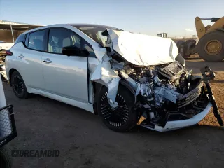 2025 Nissan LEAF SV Plus with VIN 1N4CZ1CV5SC558997, listed as a Copart auction lot 44338375 with 4,440 mi miles and Salvage Title. Bid and sale history available at carsss.com. Image 4.