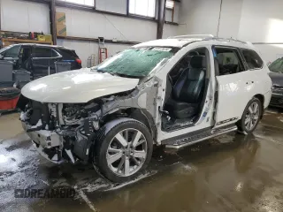 2014 Nissan Pathfinder Platinum with VIN 5N1AR2MM8EC658430, listed as a Copart auction lot 46711815 with 108,376 mi miles and Salvage Title. Bid and sale history available at carsss.com. Image 1.