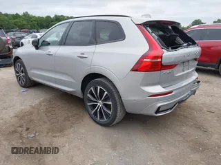 2025 Volvo XC60 Plus с VIN YV4M12RC5S1149246, выставлен на аукционе IAAI как лот 42533801 с пробегом 5 600 миль миль и . История ставок и продаж доступна на DreamBid. Изображение 3.