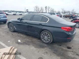 2019 BMW 5 Series 530i xDrive with VIN WBAJA7C51KWW26798, listed as a IAAI auction lot 41320980 with 65,865 mi miles. Bid and sale history available at carsss.com. Image 3.