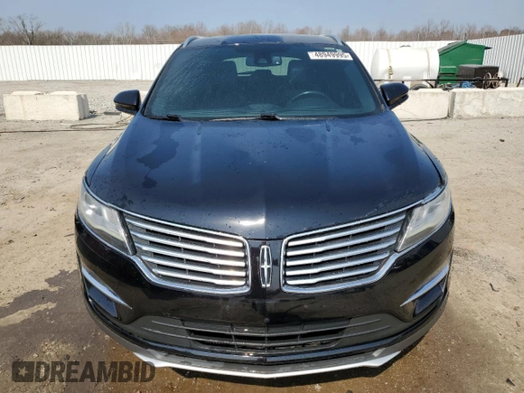 2017 Lincoln MKC Reserve with VIN 5LMCJ3D95HUL56638, listed as a Copart auction lot 48949995 with 50,893 mi miles and Salvage Title. Bid and sale history available at DreamBid. Image 5.