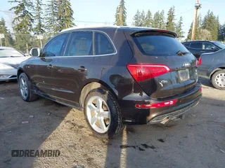 2011 Audi Q5 3.2L Premium Plus with VIN WA1DKAFP9BA031566, listed as a IAAI auction lot 41379022 with 148,942 mi miles. Bid and sale history available at carsss.com. Image 3.