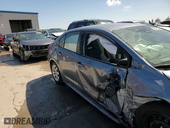 2022 Toyota Corolla LE with VIN 5YFEPMAE7NP383953, listed as a Copart auction lot 50346205 with 18,498 mi miles and Salvage Title. Bid and sale history available at carsss.com. Image 13.