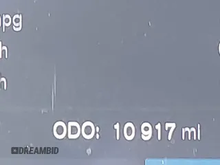 2024 Volvo XC40 Plus Dark Theme с VIN YV4L12ULXR2293107, выставлен на аукционе IAAI как лот 42283292 с пробегом 10 917 миль миль и . История ставок и продаж доступна на DreamBid. Изображение 15.