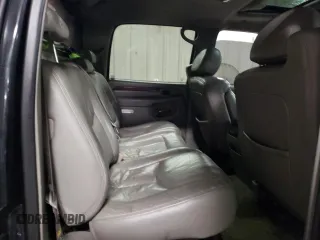2003 Cadillac Escalade EXT z VIN 3GYEK63N33G118001, wystawiony jako Copart lot #86897574 z przebiegiem 223 953 mil mil oraz Szkoda całkowita • Salvage title. Historia ofert i sprzedaży dostępna na DreamBid. Obrazek 10.
