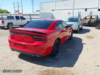 2017 Dodge Charger SE with VIN 2C3CDXBG7HH620652, listed as a IAAI auction lot 41973758 with 1 mi miles. Bid and sale history available at carsss.com. Image 4.