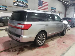 2020 Lincoln Navigator Reserve z VIN 5LMJJ2LT6LEL17168, wystawiony jako Copart lot #46801685 z przebiegiem 40 230 mil mil oraz Nie do naprawy • Non repairable. Historia ofert i sprzedaży dostępna na DreamBid. Obrazek 3.