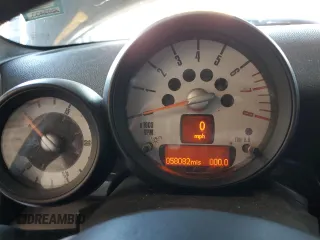 2012 MINI Convertible z VIN WMWZN3C55CT134262, wystawiony jako Copart lot #38224724 z przebiegiem 58 082 mil mil oraz Nie do naprawy • Non repairable. Historia ofert i sprzedaży dostępna na DreamBid. Obrazek 9.