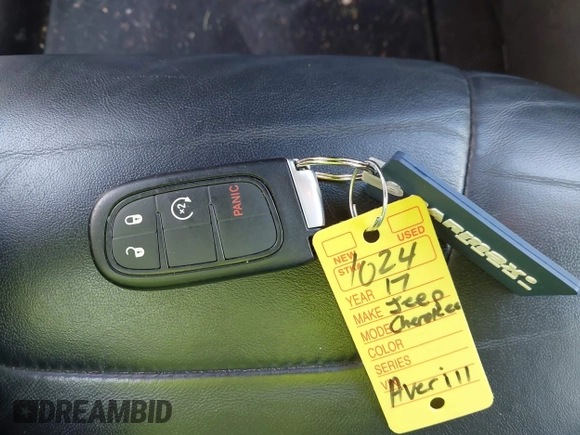 2017 Jeep Cherokee High Altitude with VIN 1C4PJMDS5HW567912, listed as a IAAI auction lot 42212145 with 136,130 mi miles and . Bid and sale history available at DreamBid. Image 11.