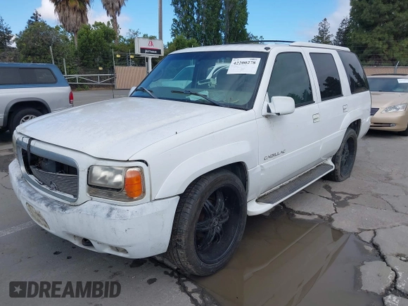 2000 Cadillac Escalade с VIN 1GYEK63R9YR180416, выставлен на аукционе IAAI как лот 42200278 с пробегом 145 848 миль миль и . История ставок и продаж доступна на DreamBid. Изображение 6.