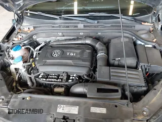 2014 Volkswagen Jetta SEL z VIN 3VWL17AJ8EM388218, wystawiony jako IAAI lot #41862353 z przebiegiem 140 514 mil mil oraz . Historia ofert i sprzedaży dostępna na DreamBid. Obrazek 10.